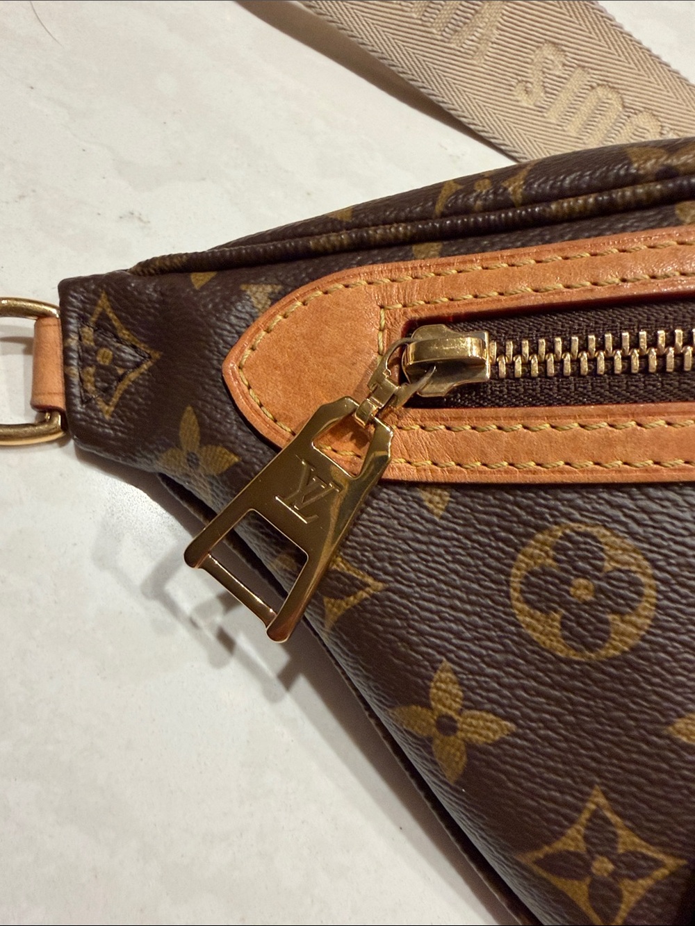 Louis Vuitton Monogram Canvas Belt Bag in Brown with Tan Trim - Picture 4 of 4